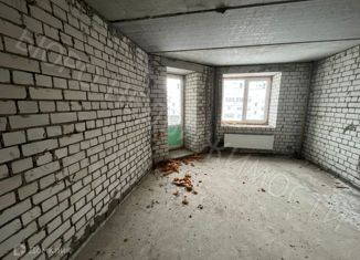 Продается трехкомнатная квартира, 87.8 м2, Балашов, улица Строителей, 6Б