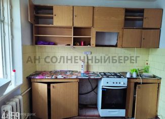 Продаю трехкомнатную квартиру, 65.2 м2, село Небуг, улица Газовиков, 2