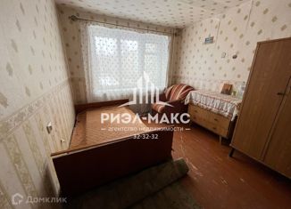 Продажа двухкомнатной квартиры, 38 м2, Брянск, улица Коммунаров, 35