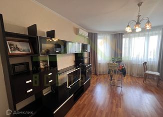 Продаю 2-комнатную квартиру, 60 м2, Москва, улица Намёткина, 13к2, метро Новые Черёмушки