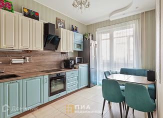Продается 3-комнатная квартира, 71.6 м2, Санкт-Петербург, улица Солдата Корзуна, 58к2
