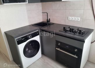 Сдам 1-ком. квартиру, 30 м2, Омск, Магистральная улица, 6А