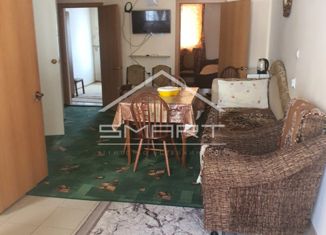 Продам 3-ком. квартиру, 92 м2, Ольгинка, 2-й микрорайон, 9/4