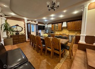 Сдаю дом, 300 м2, деревня Скурыгино, Садовая улица, 1