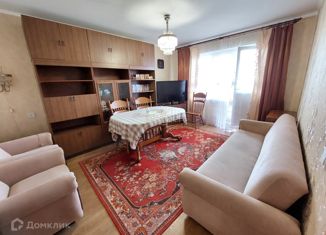 Продается 3-ком. квартира, 76.3 м2, Йошкар-Ола, улица Петрова, 12А