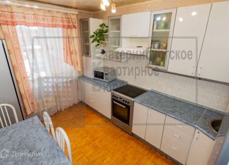 Продается 3-комнатная квартира, 79.6 м2, Екатеринбург, улица Викулова, 61к4, улица Викулова