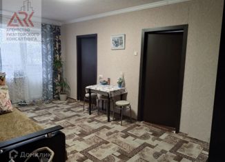 Продаю 4-комнатную квартиру, 66 м2, Керчь, улица Кирова, 65