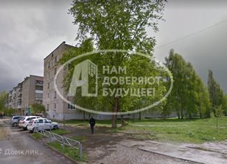 Продаю 1-ком. квартиру, 29.7 м2, Лысьва, улица Чайковского, 8