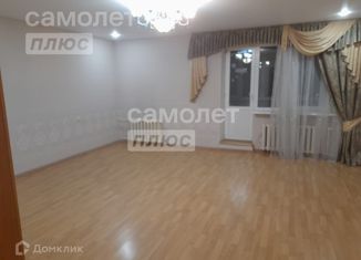 Продается 3-ком. квартира, 119 м2, Астрахань, Советский район, улица Адмирала Макарова, 5