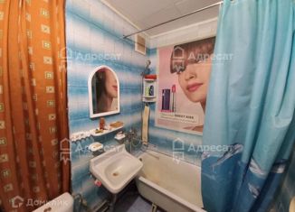 Однокомнатная квартира на продажу, 32 м2, Волжский, улица имени Генерала Карбышева, 24