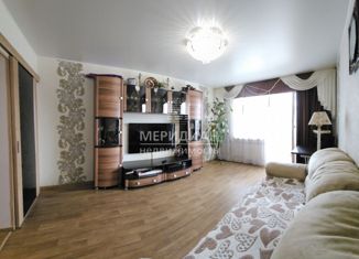 Продам 3-ком. квартиру, 58.8 м2, Бор, улица Карла Маркса, 3А