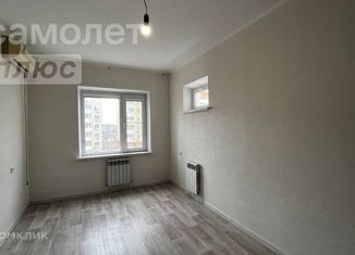 Продается 1-комнатная квартира, 39 м2, Астрахань, Советский район, улица Баха, 10
