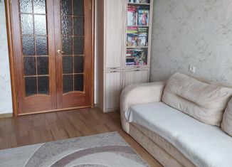 Продается 2-ком. квартира, 47.3 м2, Екатеринбург, улица Бакинских Комиссаров, 169А, метро Проспект Космонавтов