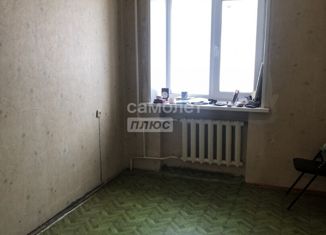 Продается четырехкомнатная квартира, 76.4 м2, Саратовская область, улица Маяковского, 37