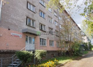 Комната на продажу, 18 м2, Ижевск, улица Коммунаров, 351