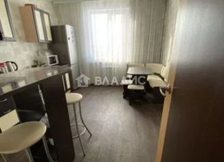 Продаю 2-ком. квартиру, 61.07 м2, Нижний Новгород, улица Спутника, 32, улица Спутника