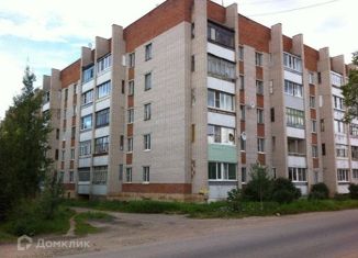 Сдается в аренду однокомнатная квартира, 33 м2, Вологда, улица Чкалова, 1А, микрорайон Лукьяново