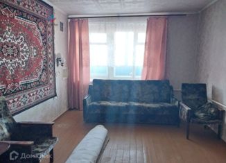 Продаю трехкомнатную квартиру, 65 м2, село Ермолаево, проспект Мира, 9