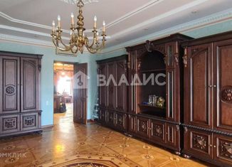 Продается трехкомнатная квартира, 221 м2, Санкт-Петербург, Караванная улица, 11/64, муниципальный округ Дворцовый