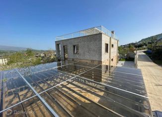 Продаю дом, 280 м2, село Весёлое, Ереванская улица, 50А