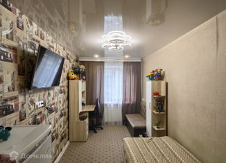 Продаю трехкомнатную квартиру, 56.6 м2, Волгоградская область, улица Маршала Еременко, 126