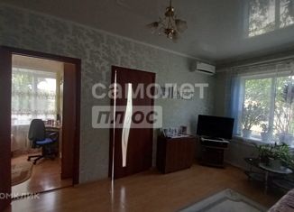 Продается 3-комнатная квартира, 43 м2, Краснодарский край, улица Советов, 53