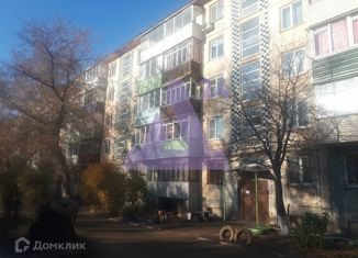 Трехкомнатная квартира на продажу, 49 м2, Рубцовск, Тракторная улица, 30