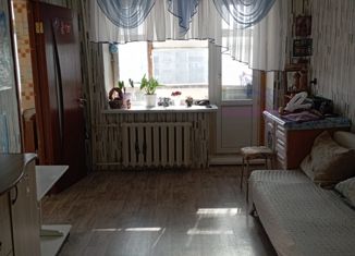 Трехкомнатная квартира на продажу, 56 м2, Оренбургская область, проспект Мира, 3