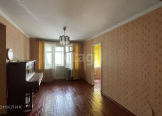 Продам 2-комнатную квартиру, 46 м2, Краснодар, улица Айвазовского, 102