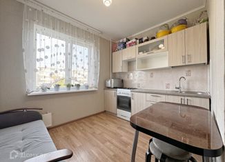 Продам 1-ком. квартиру, 37.6 м2, Казань, улица Адоратского, 33