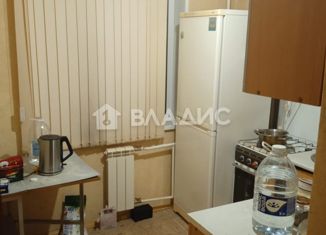 Сдаю 3-ком. квартиру, 58 м2, Челябинск, Северная улица, 5
