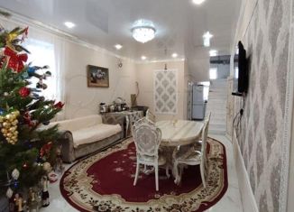 Продаю дом, 190 м2, Шахты, улица Шевченко, 195