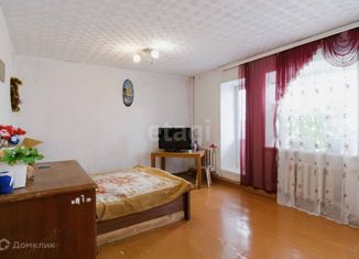 Трехкомнатная квартира на продажу, 92.9 м2, Комсомольск-на-Амуре, Центральная улица, 18