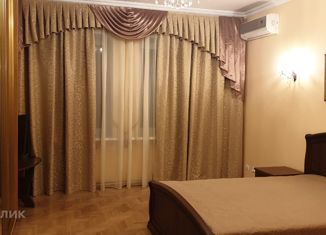 Сдача в аренду 3-комнатной квартиры, 70 м2, Севастополь, Советская улица, 44