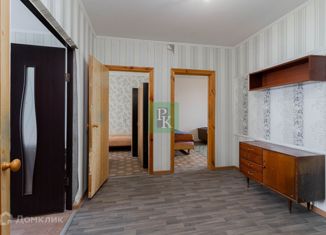 Продажа 3-ком. квартиры, 70 м2, Симферополь, улица Селим-Герай, 10