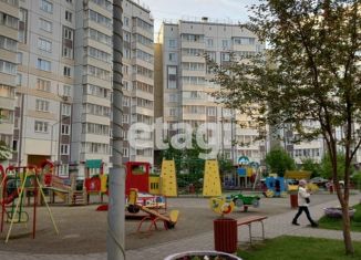 Продажа двухкомнатной квартиры, 59.3 м2, Красноярск, улица Урванцева, 15, ЖК Зелёный Городок