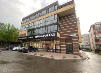 Продам офис, 700 м2, Киров, Октябрьский район, улица Труда, 60