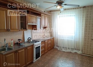 Продаю 3-ком. квартиру, 105 м2, Ставрополь, улица Льва Толстого, 51А, микрорайон № 25