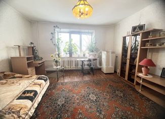 Продажа двухкомнатной квартиры, 54 м2, Хакасия, проспект Космонавтов, 43
