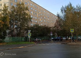 Продажа трехкомнатной квартиры, 57 м2, Свердловская область, Парниковая улица, 1