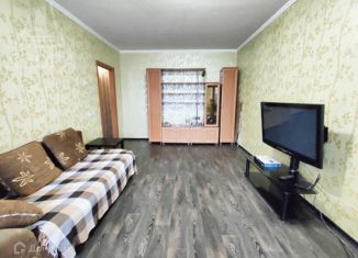Сдается 1-комнатная квартира, 39 м2, Омская область, улица Малиновского, 12к1