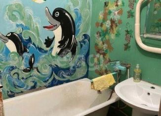 Продаю 2-ком. квартиру, 42.8 м2, Джанкой, улица Ленина, 56