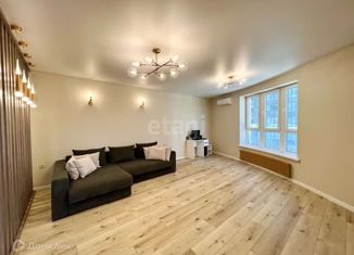 Продам 2-ком. квартиру, 70 м2, Краснодар, Старокубанская улица, 124к1, ЖК Фамилия