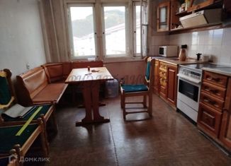 Сдаю четырехкомнатную квартиру, 70 м2, Республика Алтай, площадь Ленина