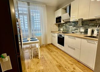 Продам двухкомнатную квартиру, 60 м2, Нижегородская область, улица Маршала Баграмяна, 3