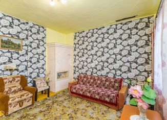 Продается двухкомнатная квартира, 50 м2, Владивосток, улица Калинина, 165