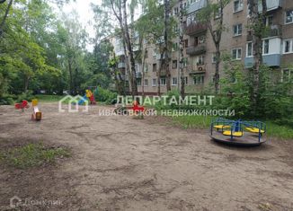 Трехкомнатная квартира на продажу, 42 м2, Иваново, улица Громобоя, 54