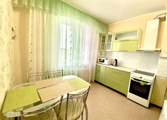 Продам 2-ком. квартиру, 51.3 м2, Ноябрьск, Холмогорская улица, 11