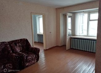 Продаю двухкомнатную квартиру, 42.4 м2, Новотроицк, улица Мира, 19