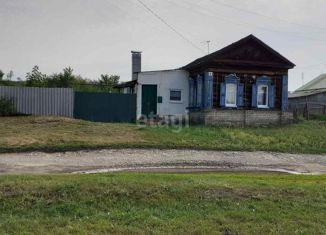 Продам дом, 46.5 м2, посёлок городского типа Базарный Карабулак, площадь 60 лет Победы